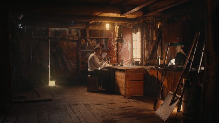 Still 2025 11 28 111948 1 15 2